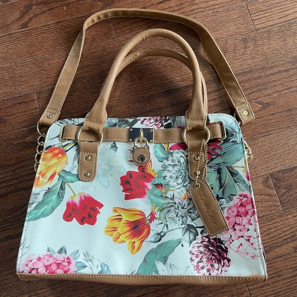 TanJay Handbags - TanJay floral purse